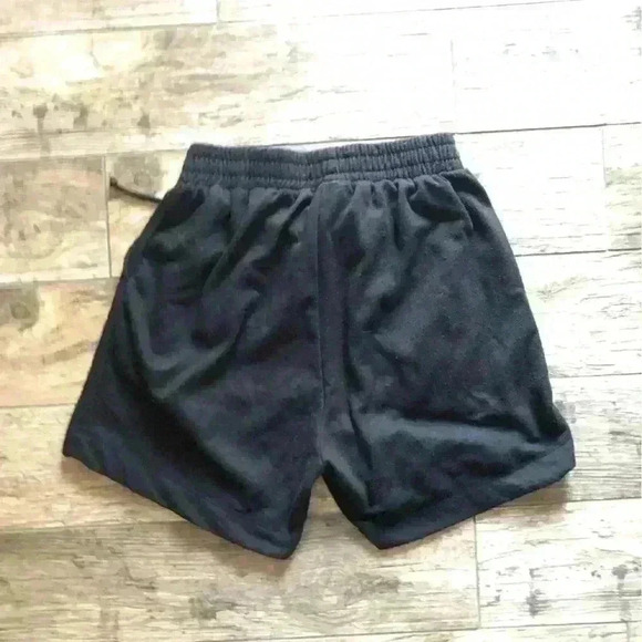 Marci black shorts dragon graphic large - Picture 3 of 9